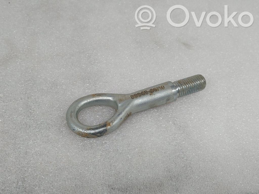 Suzuki Vitara (LY) Anillo de remolque 