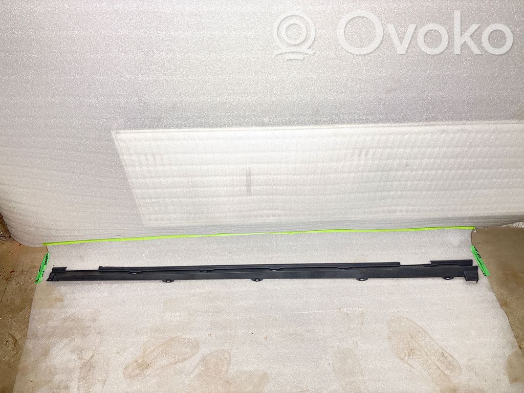 Audi Q3 F3 Listón 