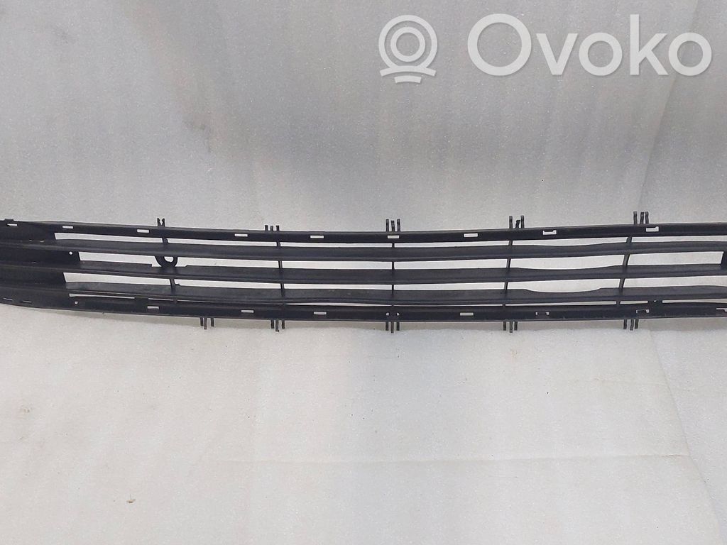 Opel Corsa C Front bumper lower grill 