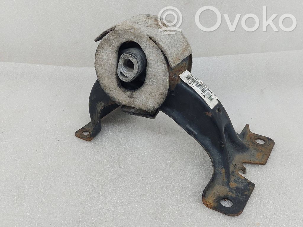 Chrysler Town & Country V Engine mount bracket 