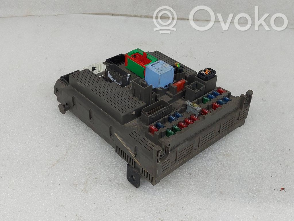 Citroen C5 Fuse module 