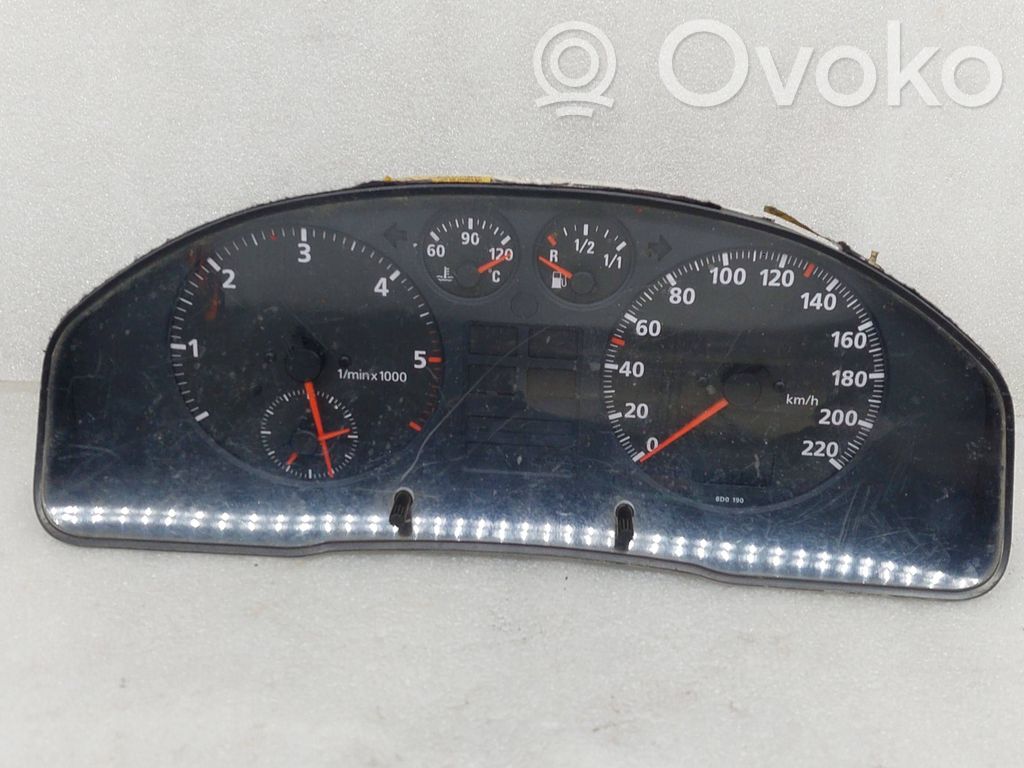 Audi A4 S4 B5 8D Vitezometru (grup de instrumente) 