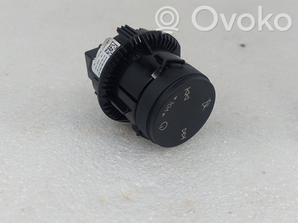 Audi A3 8Y Mando de control del sonido 