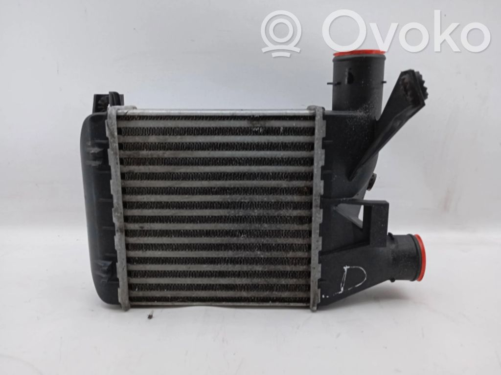 Starpdzesētāja radiators   NAOVISIVEL