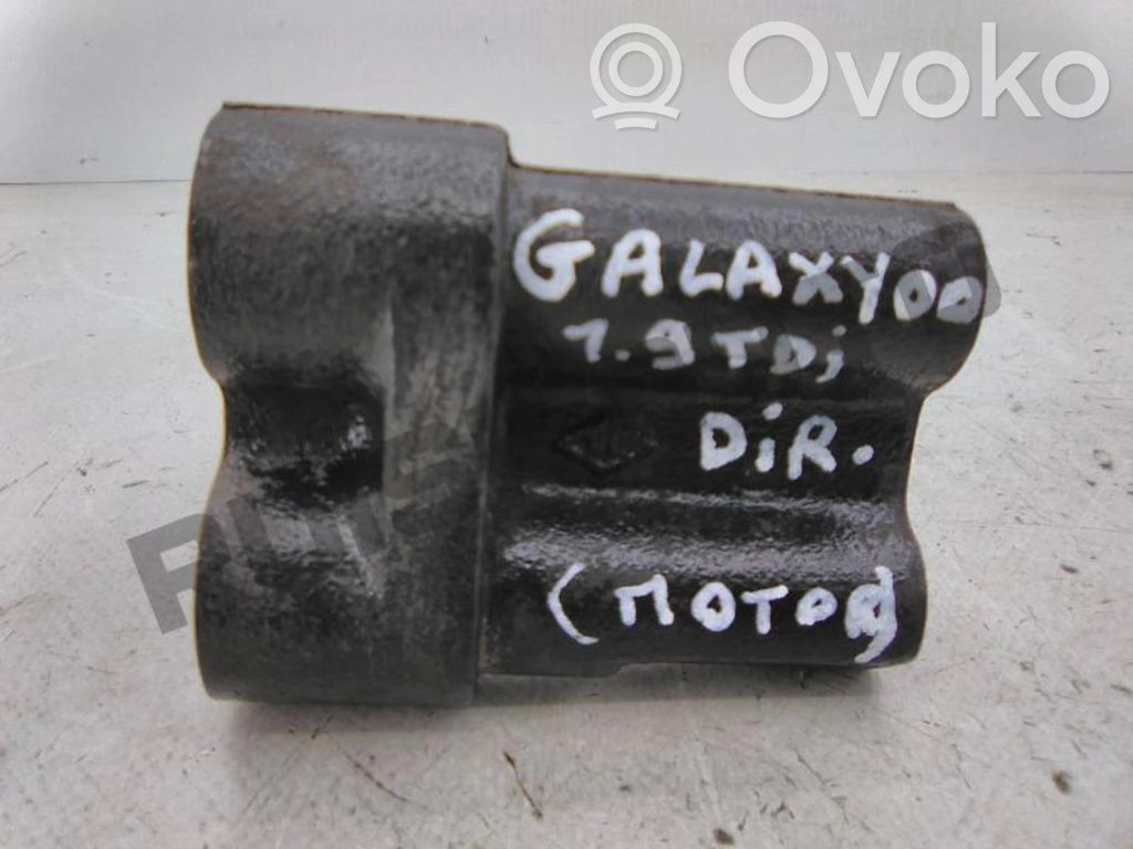 Ford Galaxy Engine mount bracket 