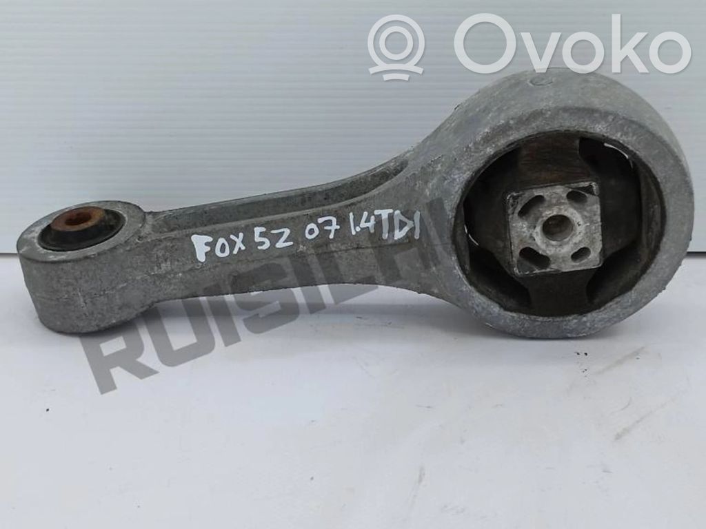 Engine mount bracket   NAOVISIVEL