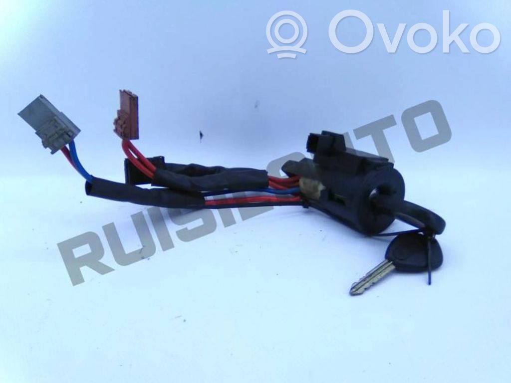 Ignition lock   NAOVISIVEL