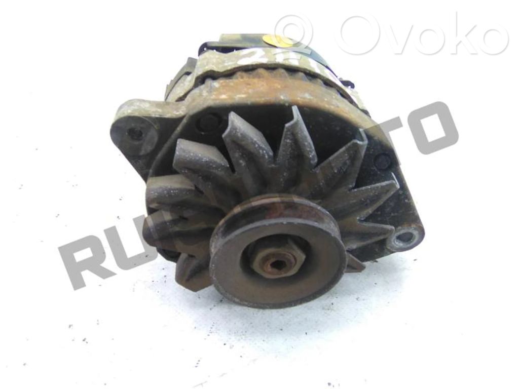 Renault Clio I Generatorius 