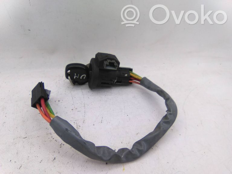 Ignition lock   NAOVISIVEL