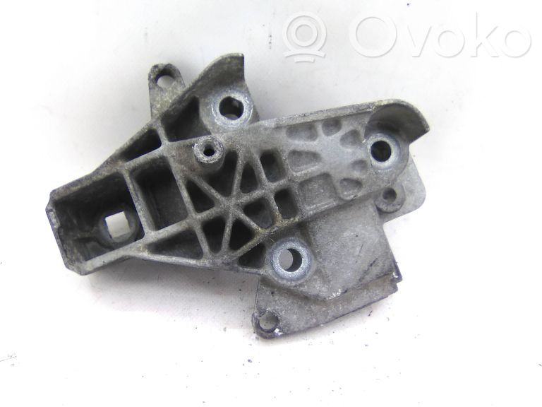 Engine mount bracket   7700415098