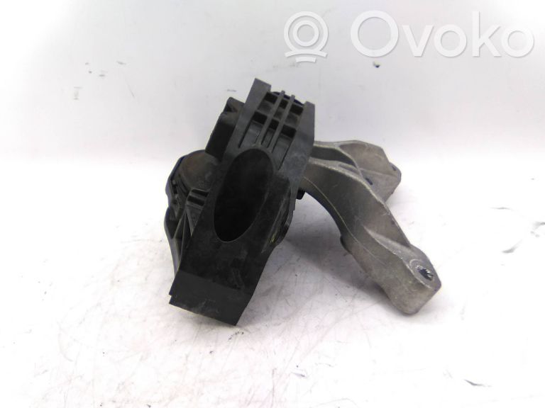 Peugeot 2008 II Engine mount bracket 