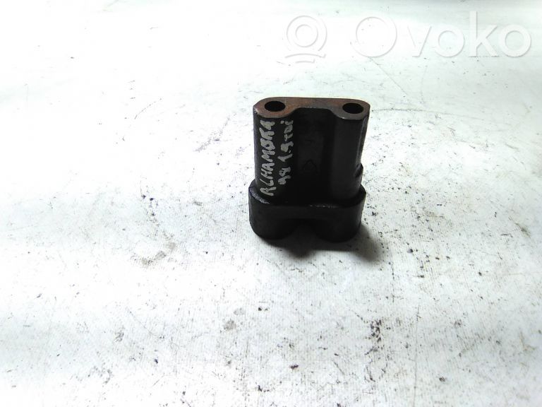 Engine mount bracket   7M0199312C