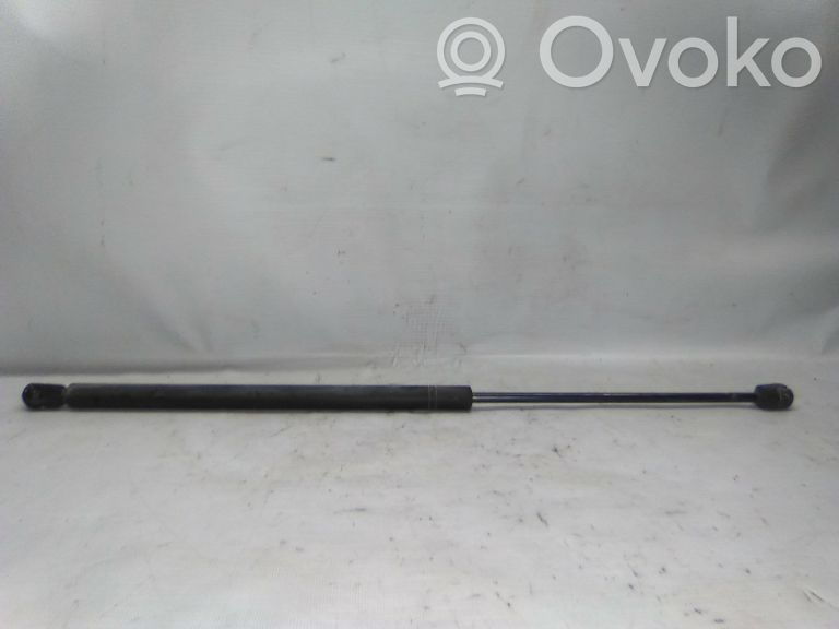 Opel Corsa B Vérin de capot arrière 