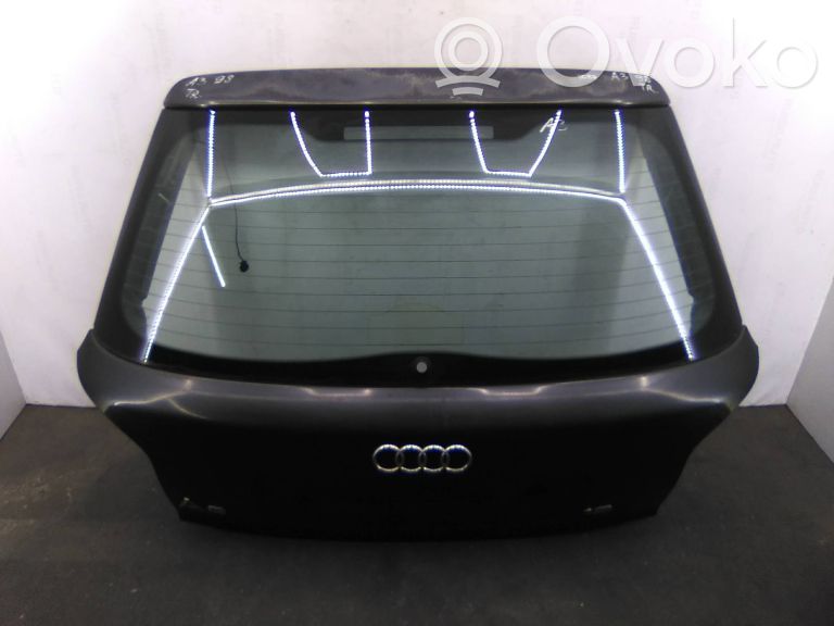 Tailgate/trunk/boot lid   NAONECESSARIO