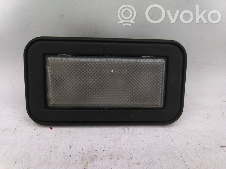 Panel oświetlenia wnętrza kabiny   844101