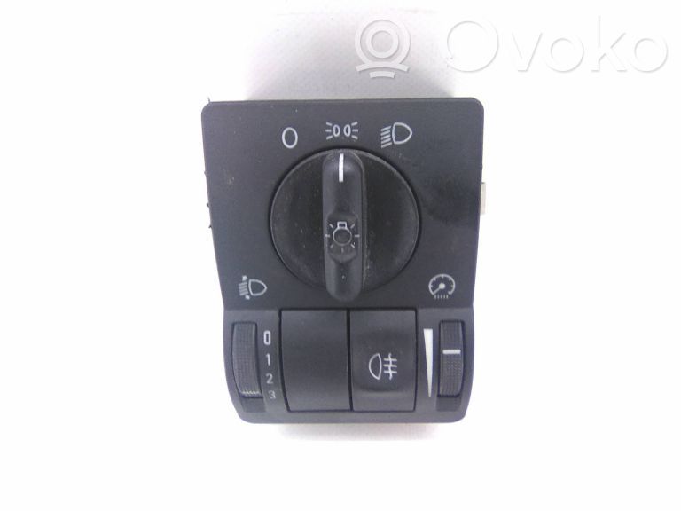 Otros interruptores/perillas/selectores   9116615