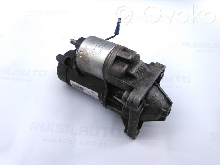 Starteris   D6RA104