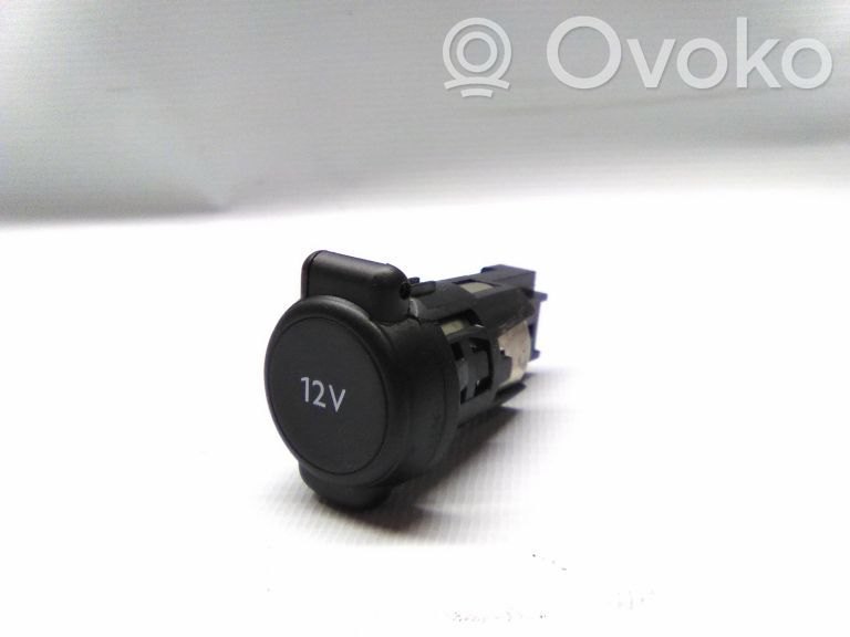 Peugeot 308 Cigarette lighter 