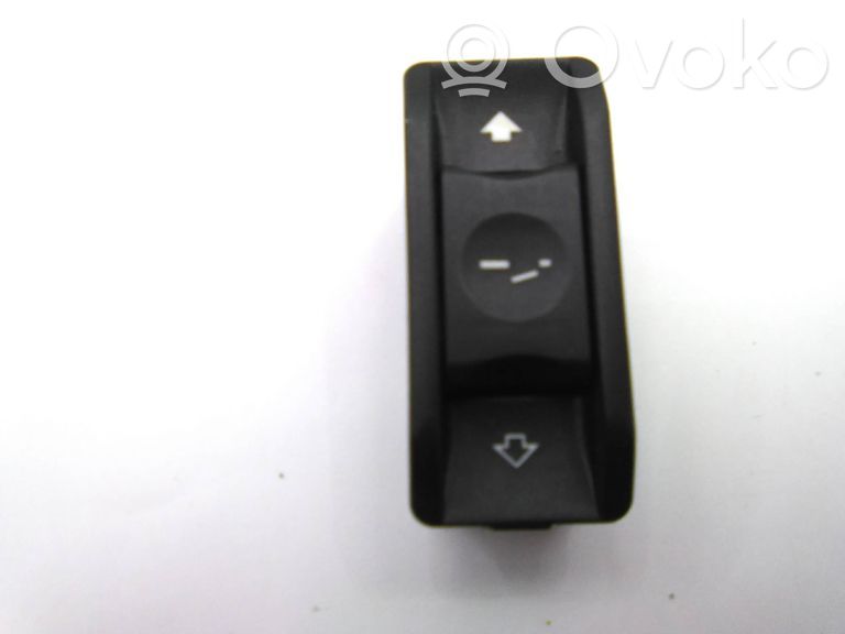 Interruptor del techo solar   6907288