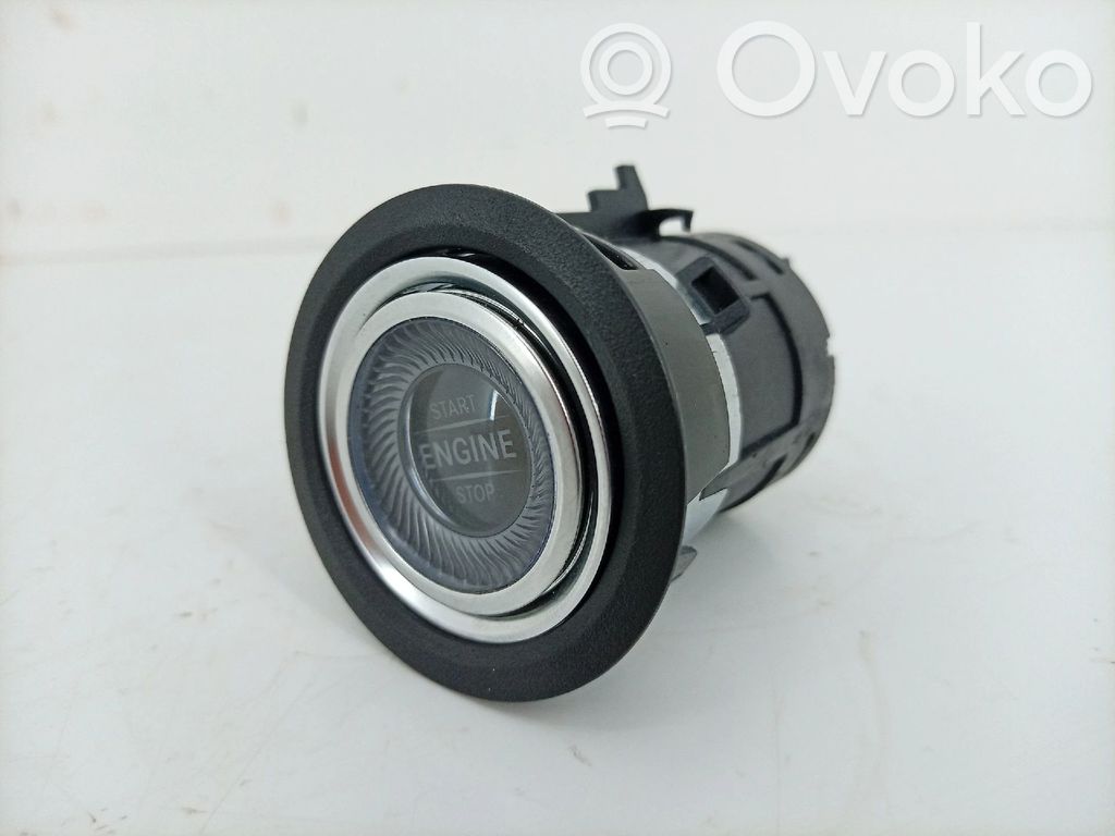 Mercedes-Benz C W205 Buton pornire/oprire motor 