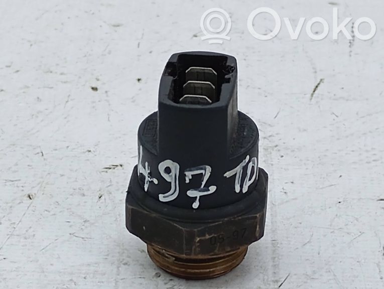 Audi A4 S4 B5 8D Sensore della temperatura esterna 