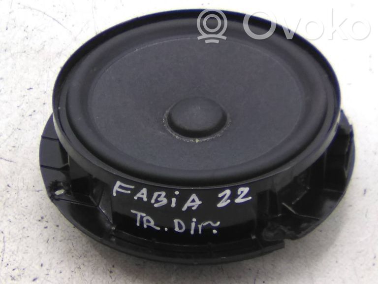 Skoda Fabia Mk4 (6VA) Altavoz del panel