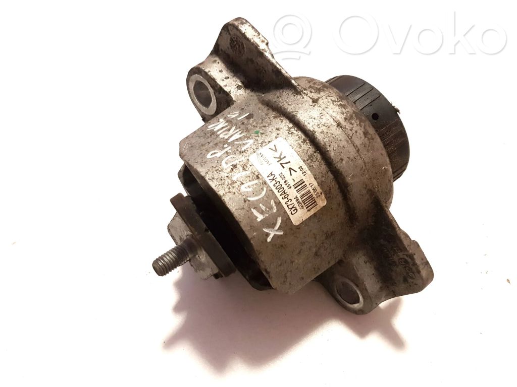 Jaguar XE Engine mount bracket 