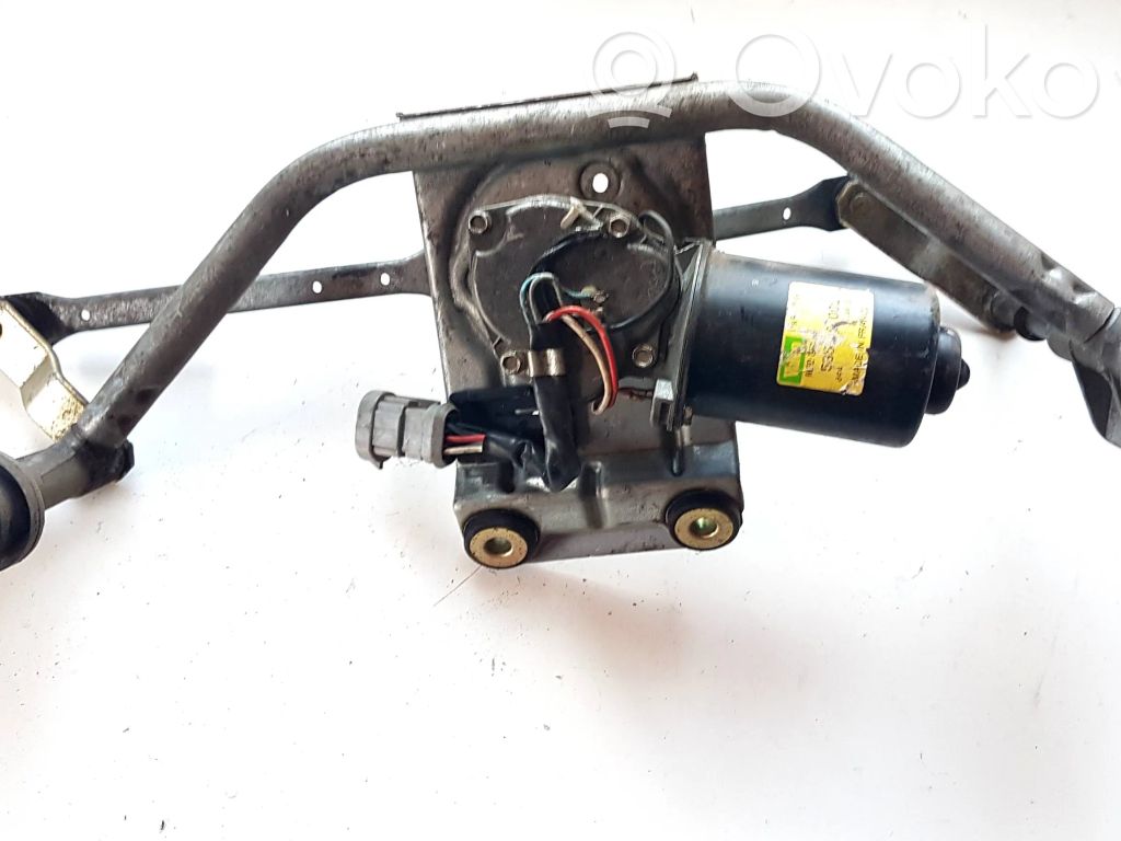 Renault Espace III Motor y varillaje del limpiaparabrisas delantero 