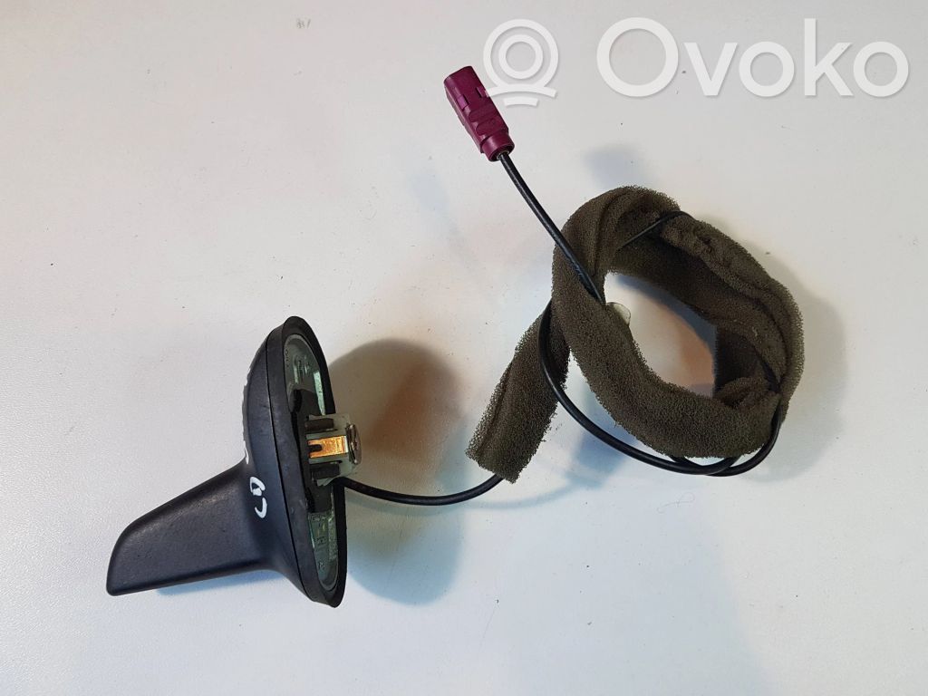 Mercedes-Benz C W205 Antena radiowa 