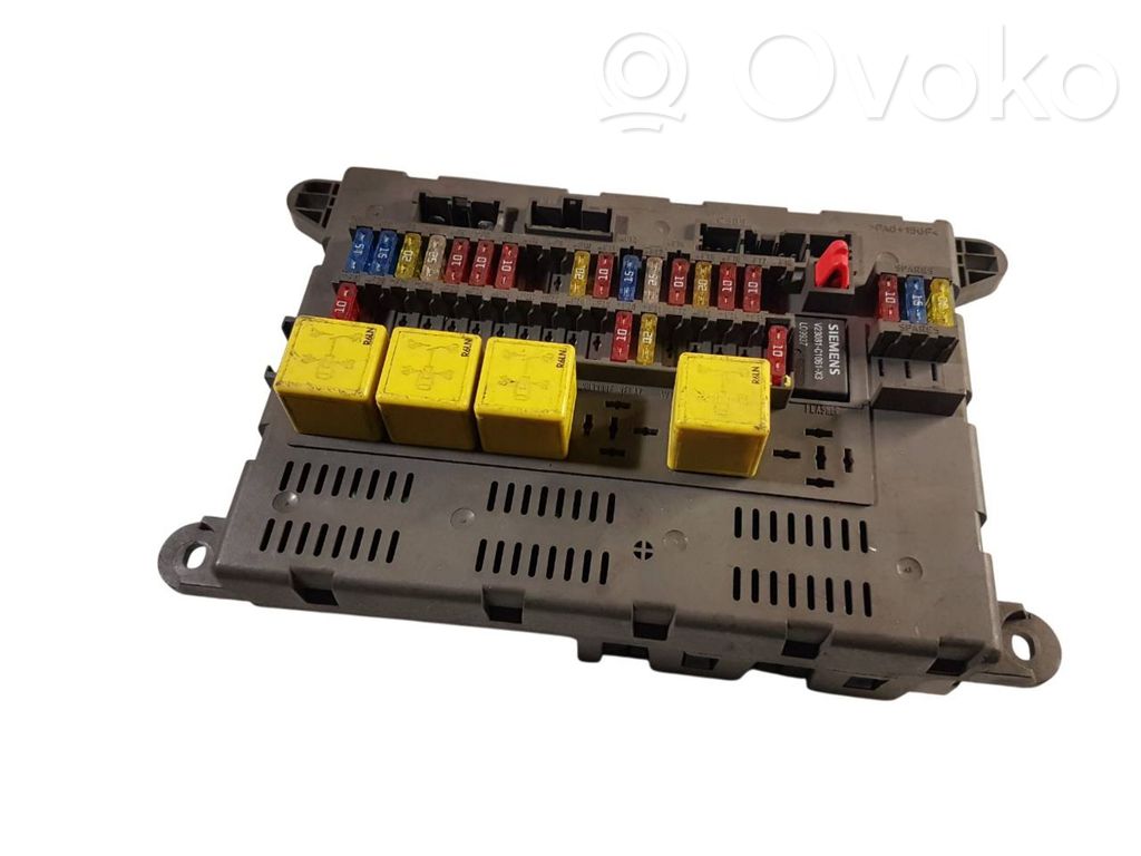 Módulo de fusible   52010565B,97062072,YWC106390