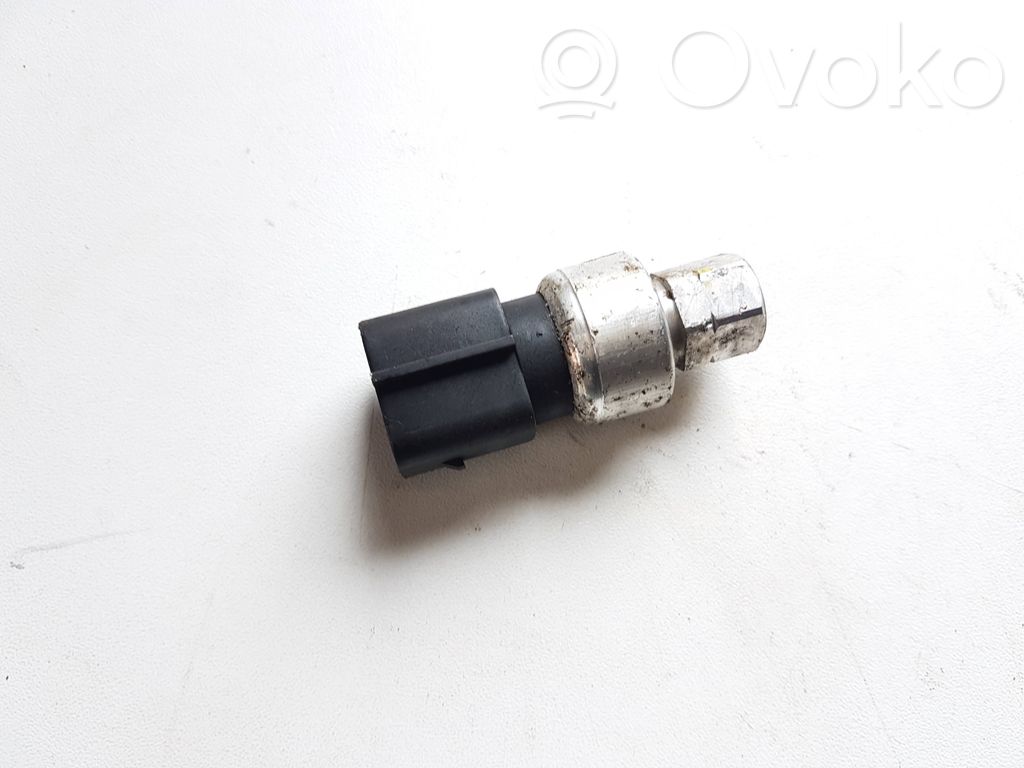 Volvo S40 Ilmastointilaitteen paineanturi (A/C) 