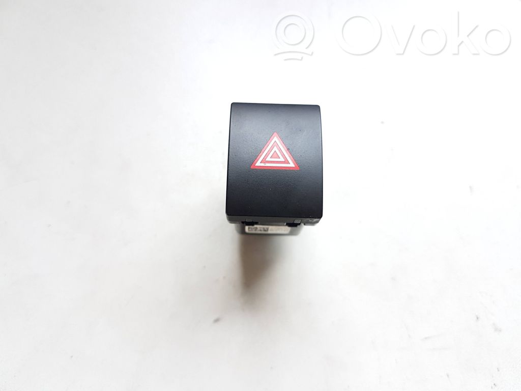 KIA Niro Hazard light switch 