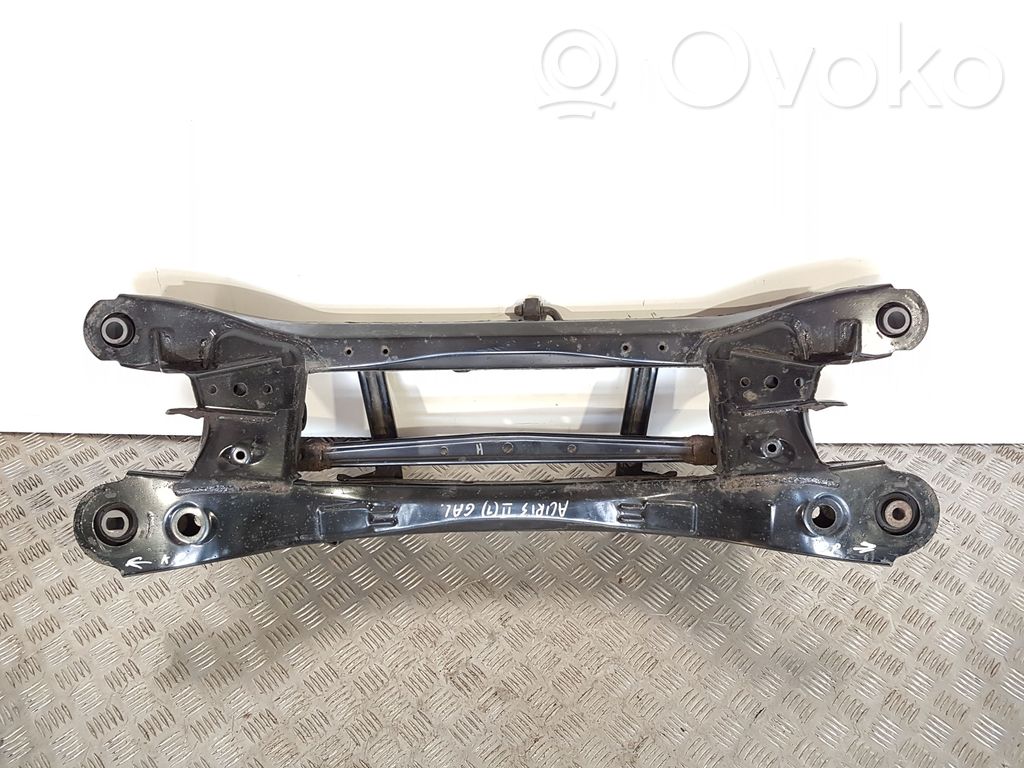Toyota Auris E180 Bastidor trasero 