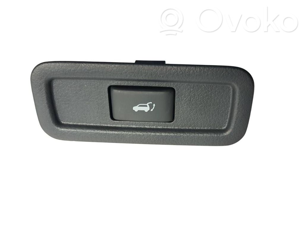 Infiniti FX Tailgate/boot open switch button 