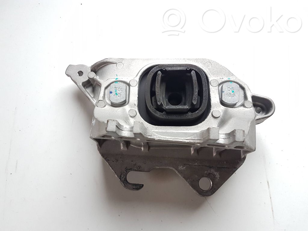 Renault Arkana Gearbox mount 