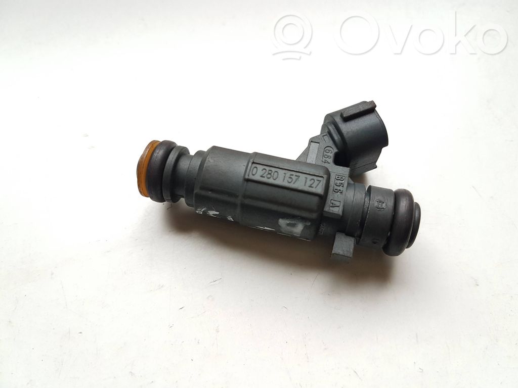 Citroen C3 Inyector de combustible 