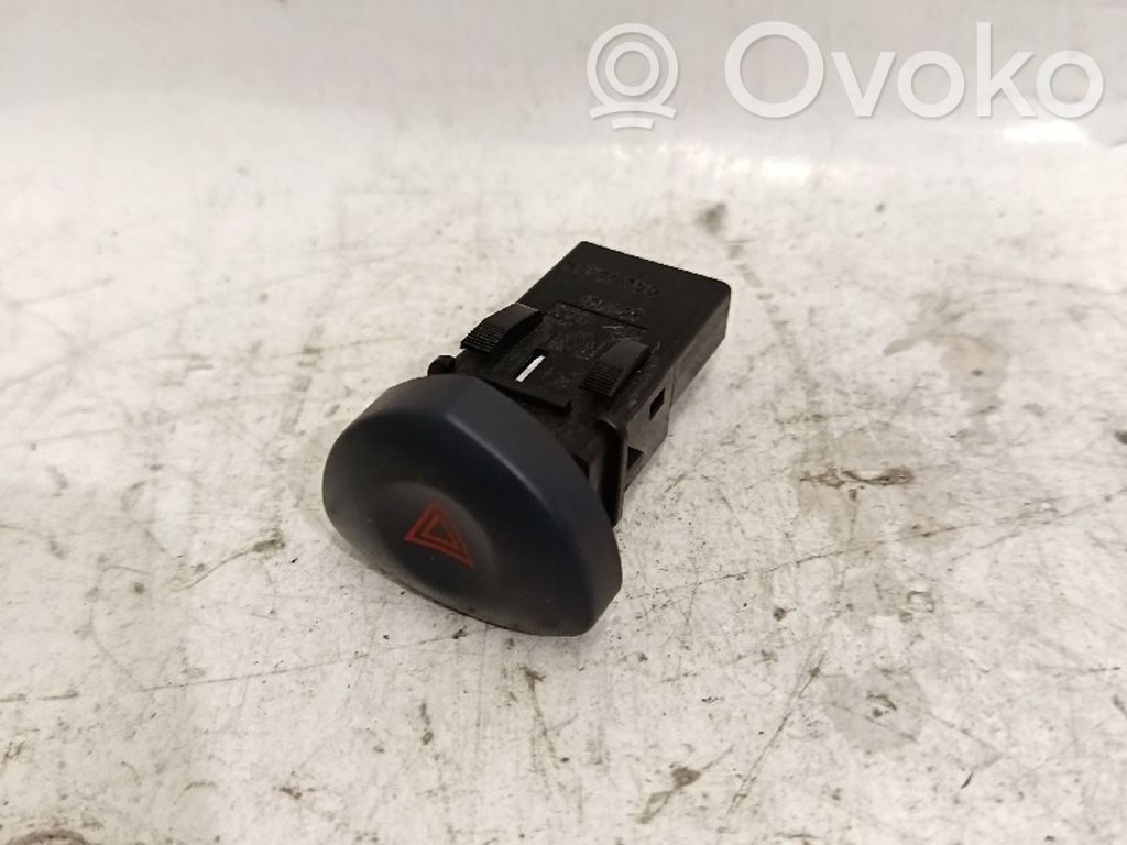 Hazard light switch   442723A