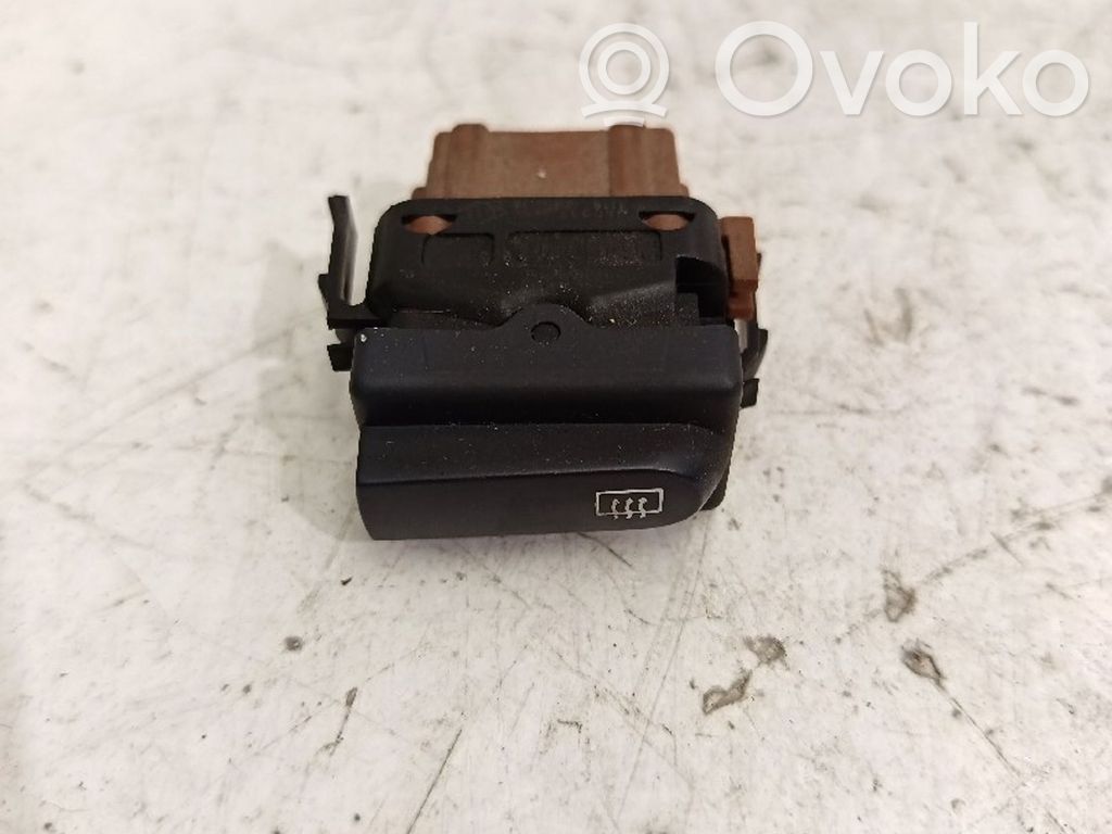 Windscreen/window heater switch   2648801