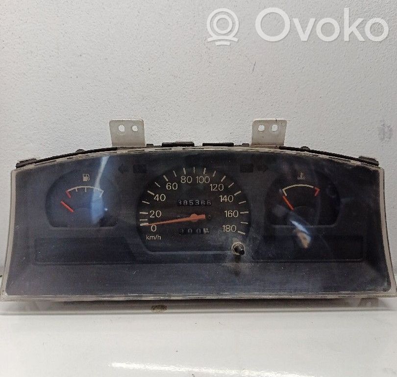 Mitsubishi L400, Space Gear Tachimetro (quadro strumenti) 