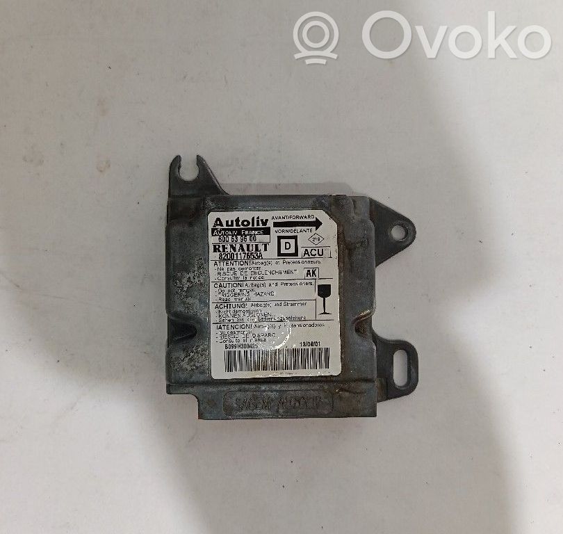 Airbagsteuergerät   8200117653A