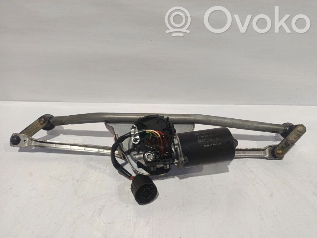 Motor del limpiaparabrisas   67638353433,0390241333