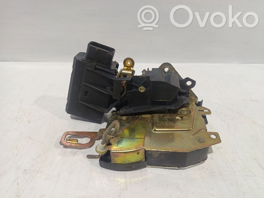 Etuoven lukko   67111387606141306