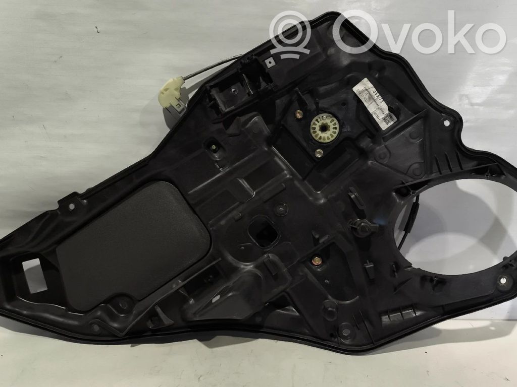 Mazda 6 Takaikkunan nostomekanismi ilman moottoria 