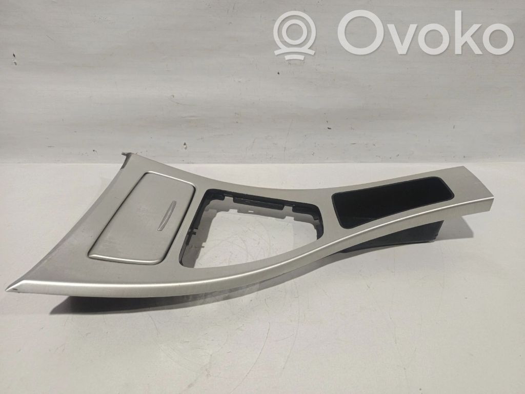 Center console   51166982445,51167132376,7118034