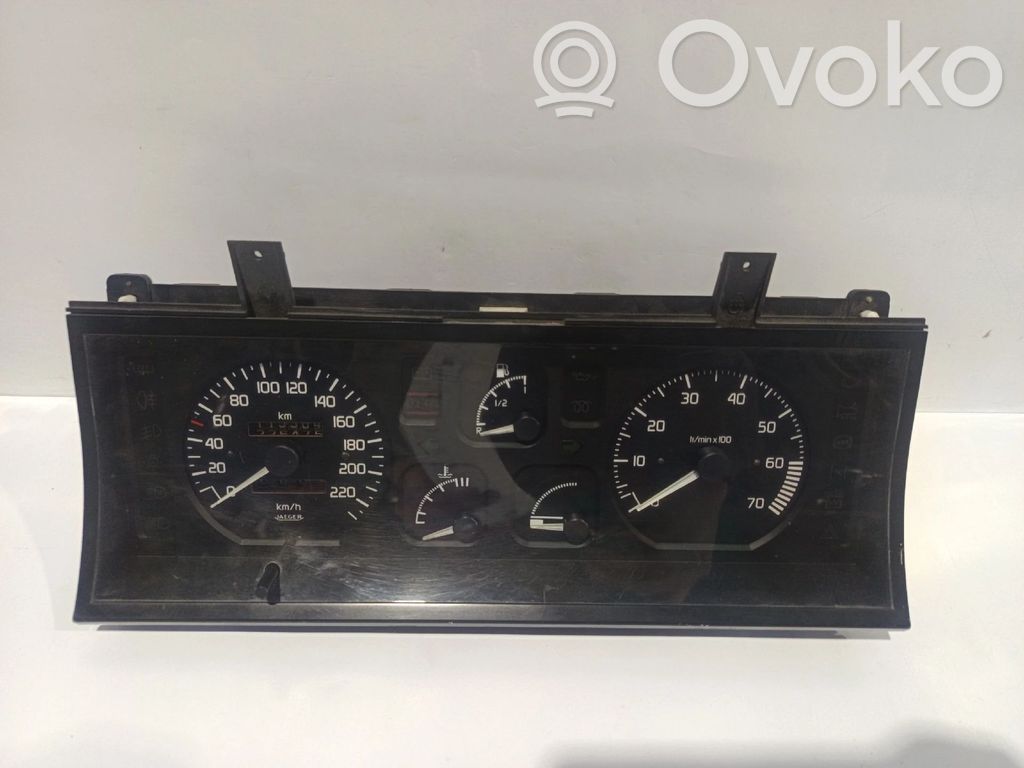 Renault 19 Speedometer (instrument cluster) 