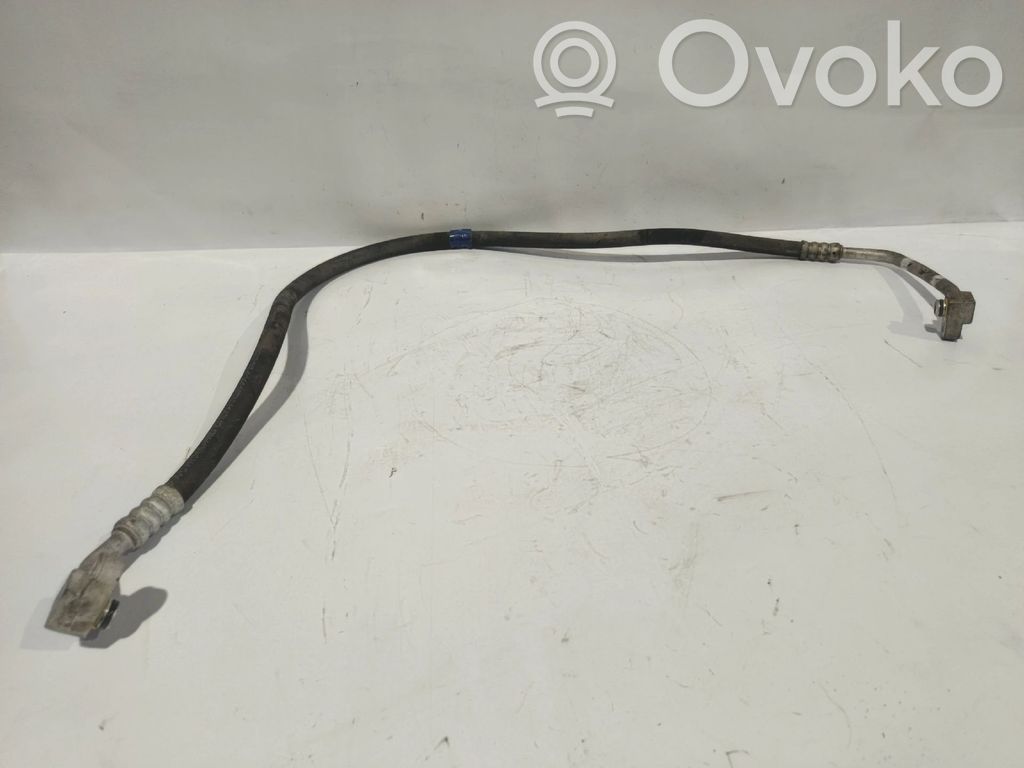Ilmastointilaitteen putki (A/C)   46479736
