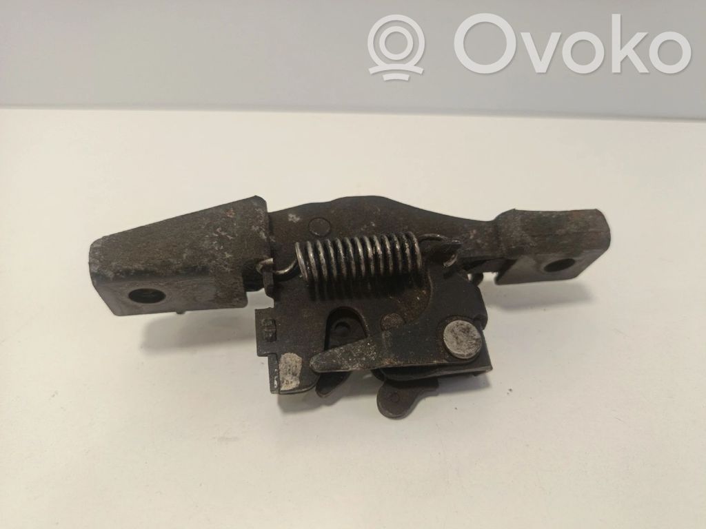 Engine bonnet/hood lock/latch loop/hook   SEM,VISIVEL