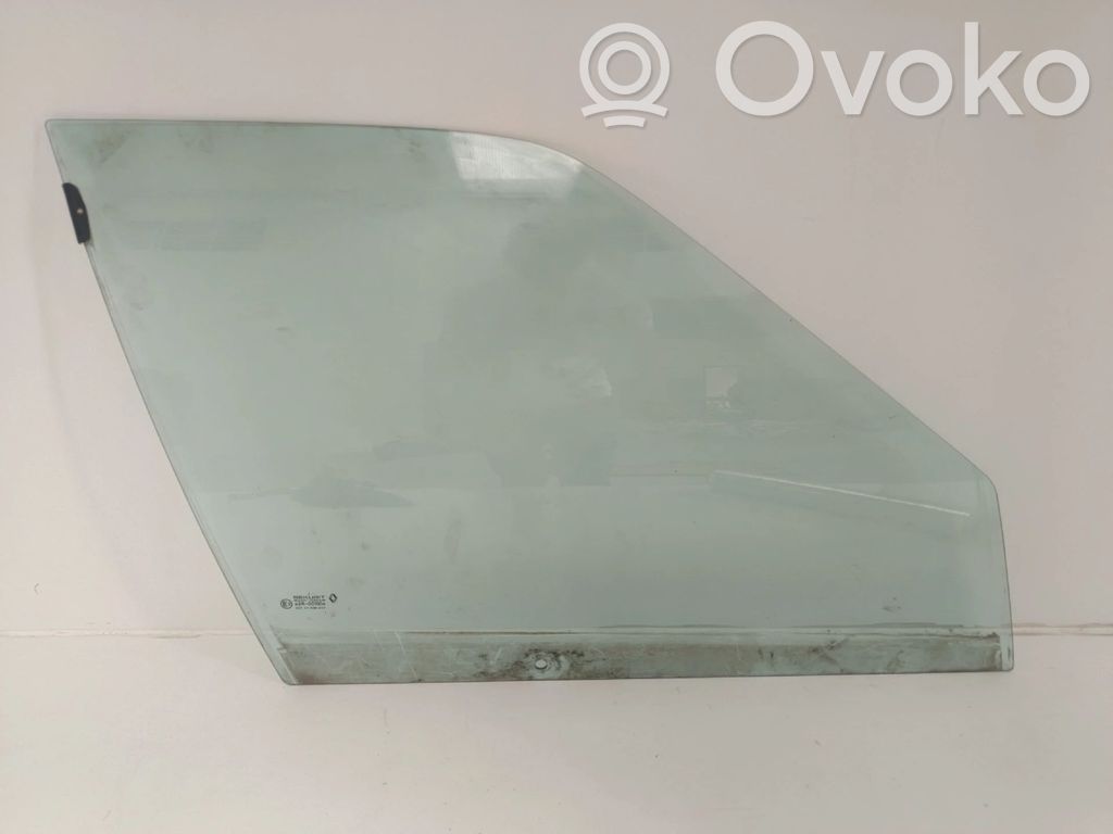 Renault 19 Front door window glass four-door 