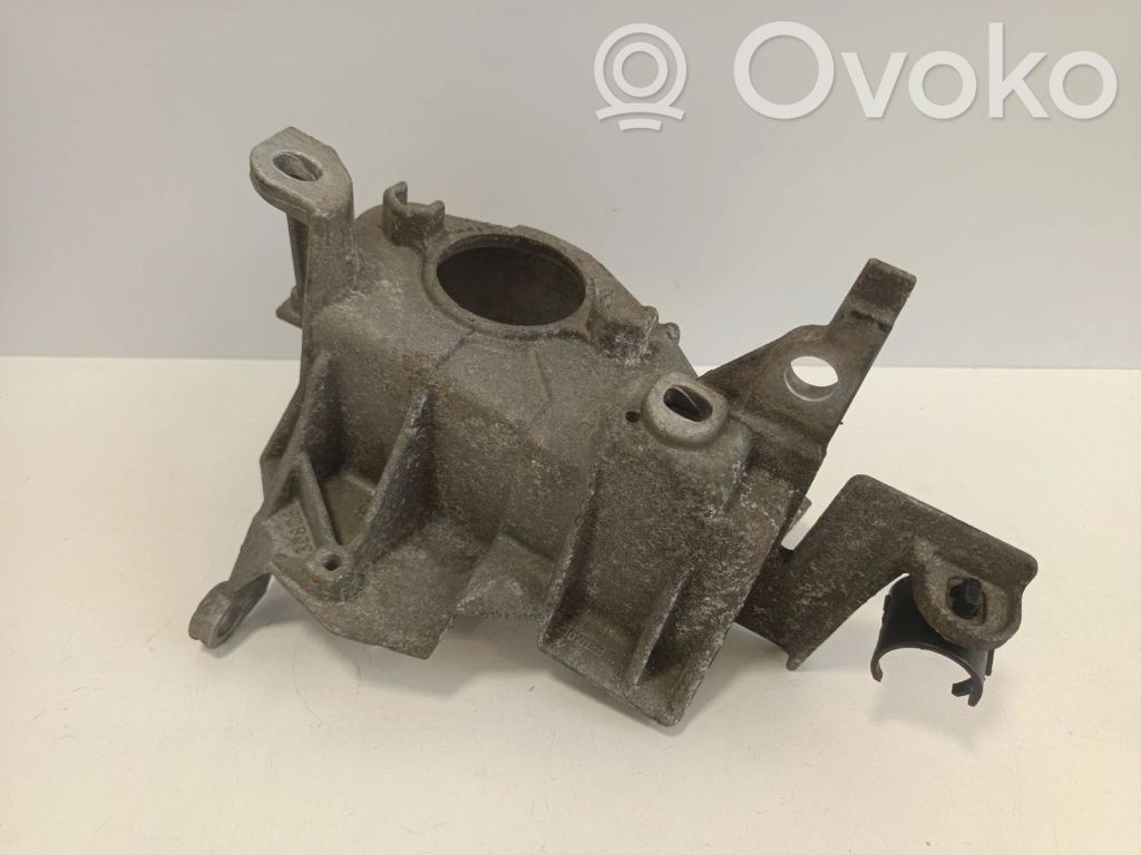 Holder (bracket)   430825