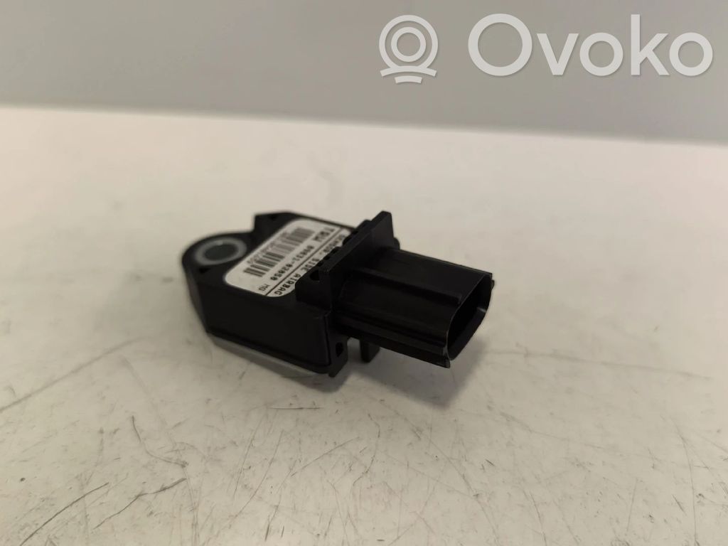 Airbag deployment crash/impact sensor   8983102050